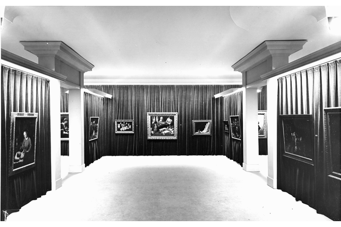 Vues des salles de l'exposition et du vernissage, 1955