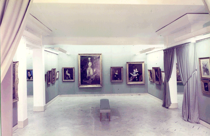 Vues de l'exposition de 1964 La Femme et l'artiste © Documentation Musée des Beaux-Arts - Mairie de Bordeaux