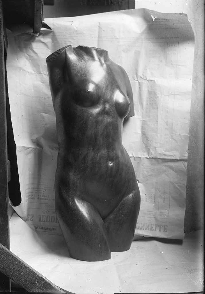 Image : Alexandre Callède - Femme - 1930. Collection particulière